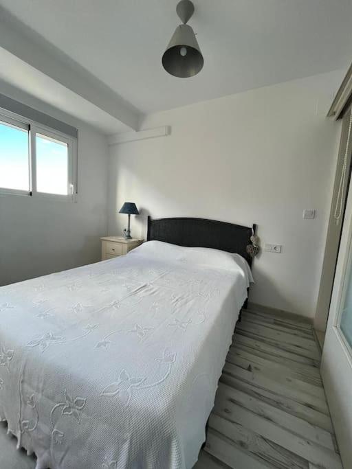 Apartamento Centrico Con Vistas Espectaculares Denia Bagian luar foto